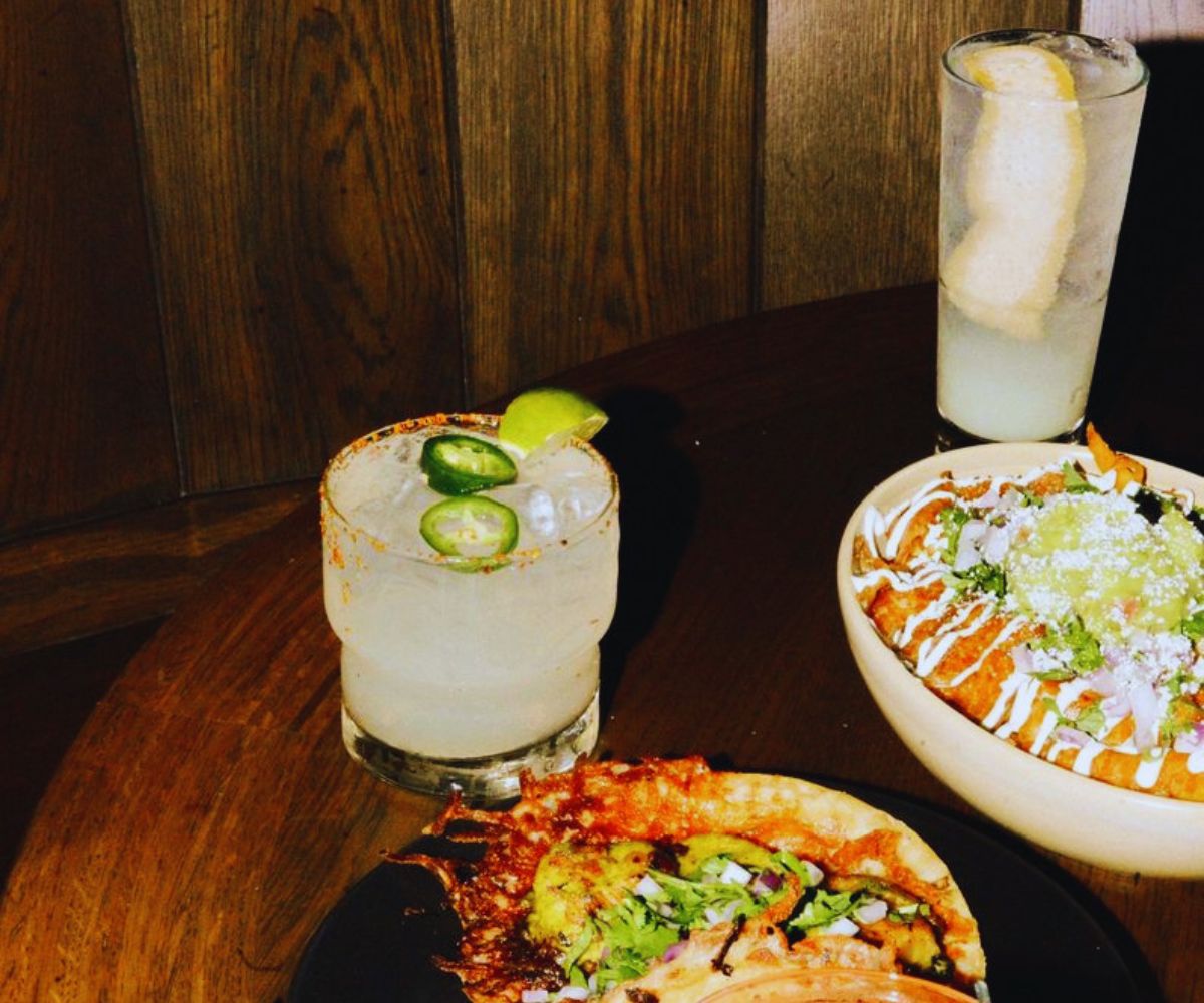 Desert Hawk - Cocktails, Food Bowls & Sides