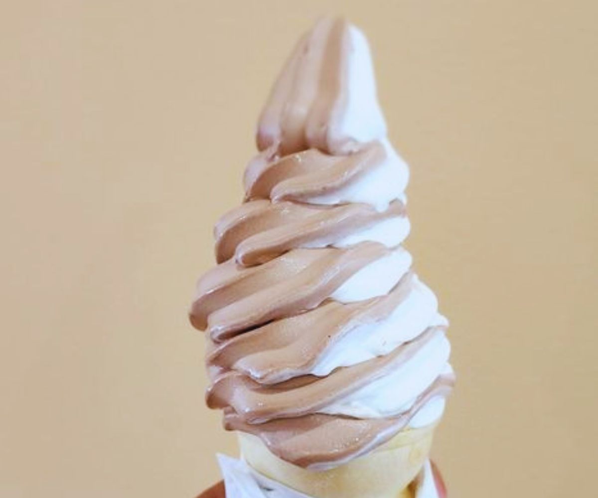 Frosty's Burgers - Soft Serve Ice Cream