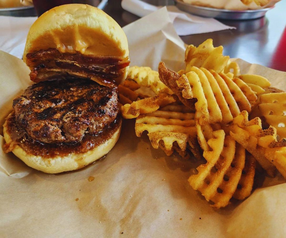 HF Crave - You're Bacon Me Jelly Burger Inside with Waffle Fries