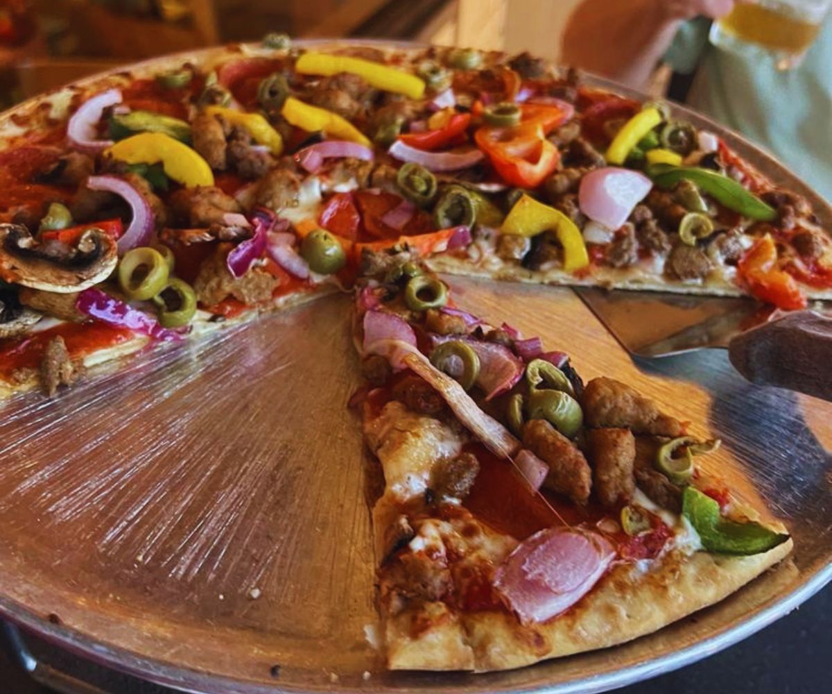 Red Zeppelin Pizza - Mothership Pizza