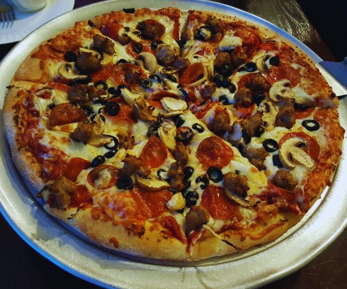 Abella Pizzeria - Abella Special Pizza