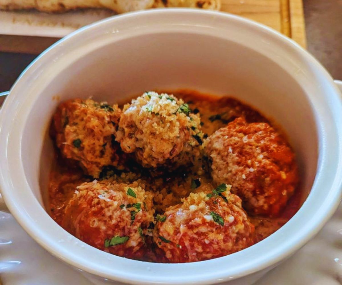 Farena - Meatballs