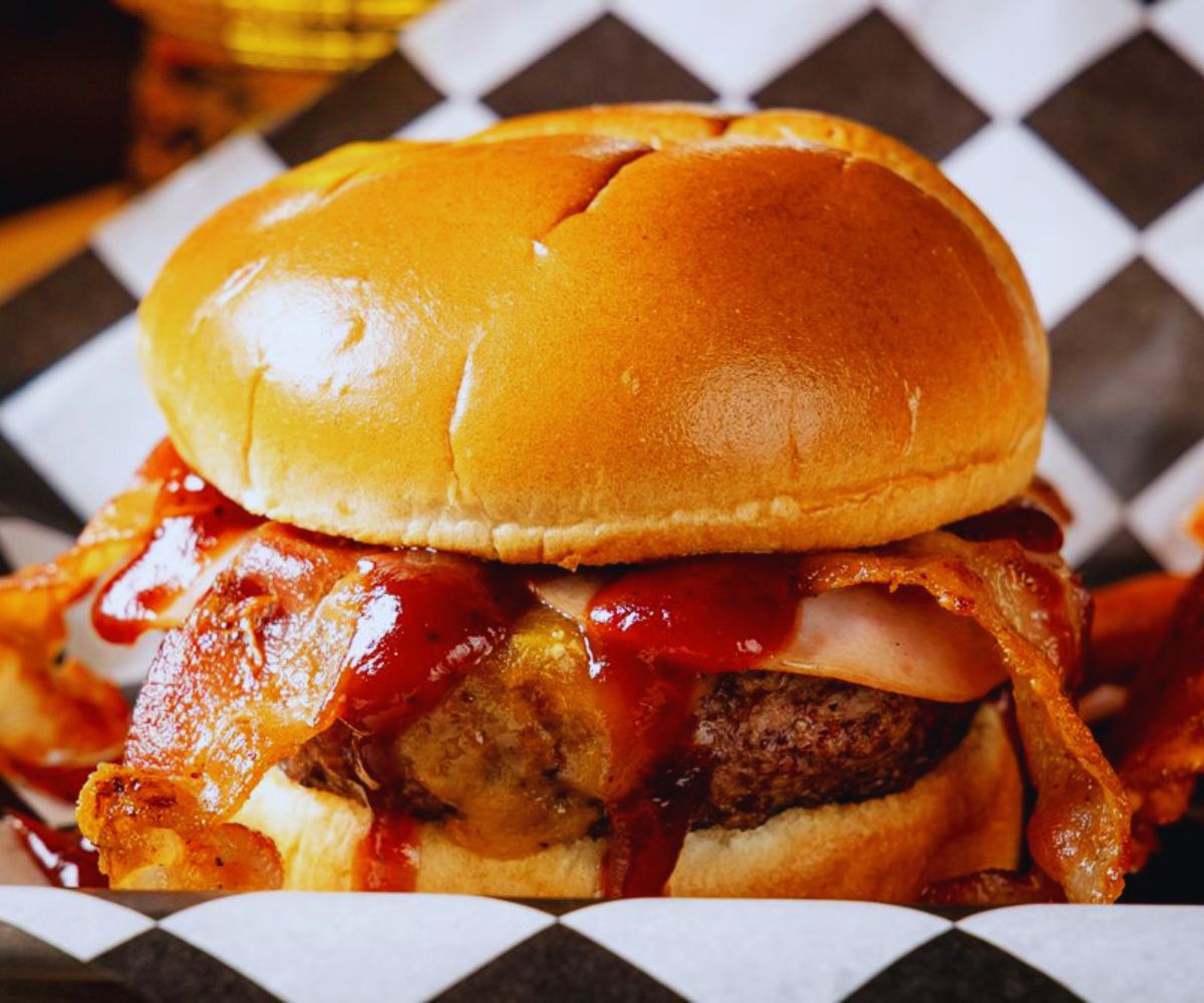 Lucky Horse Burgers and Beer - BBQ Burger