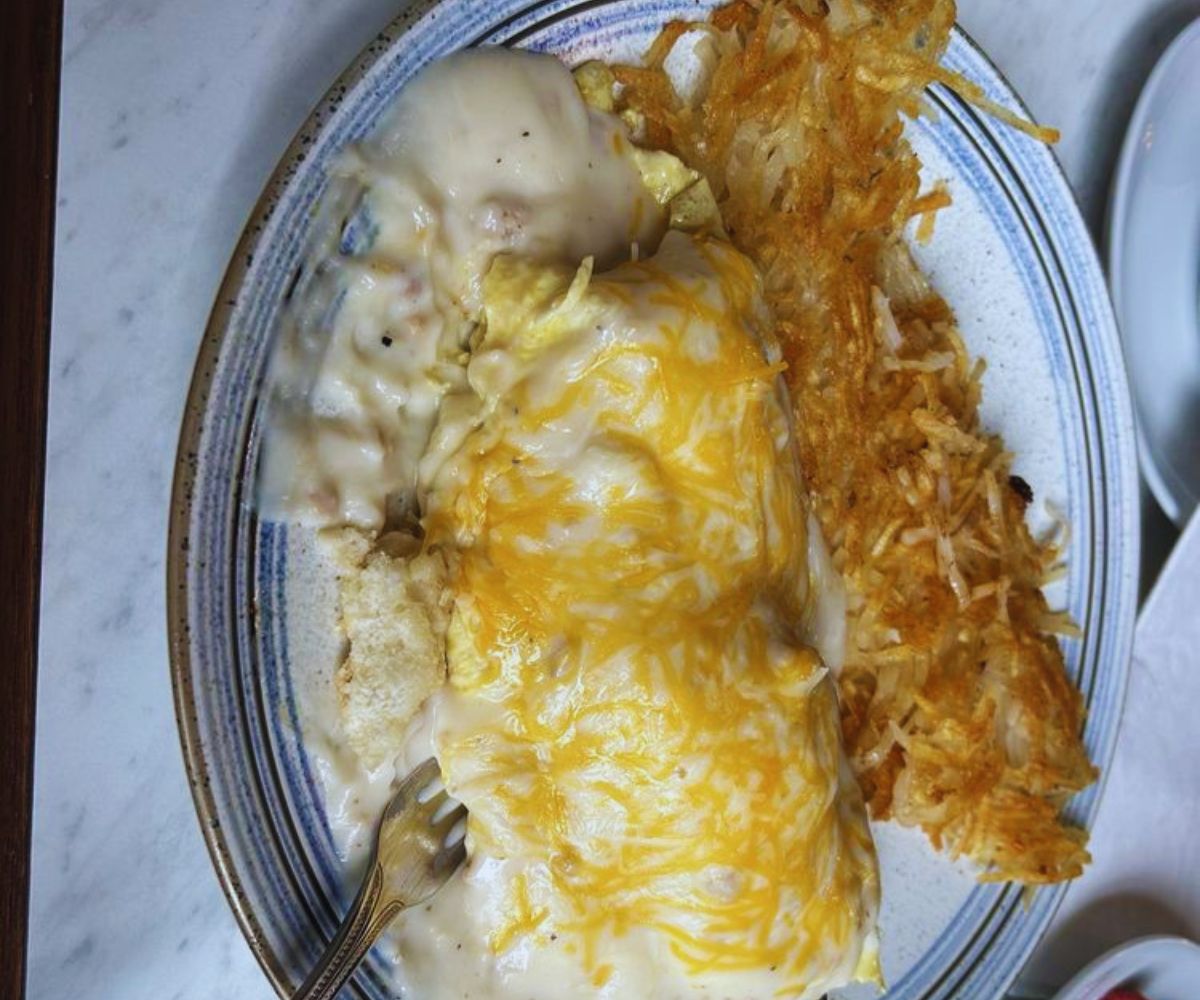 South Fork Cafe - Gravy Train Omelet