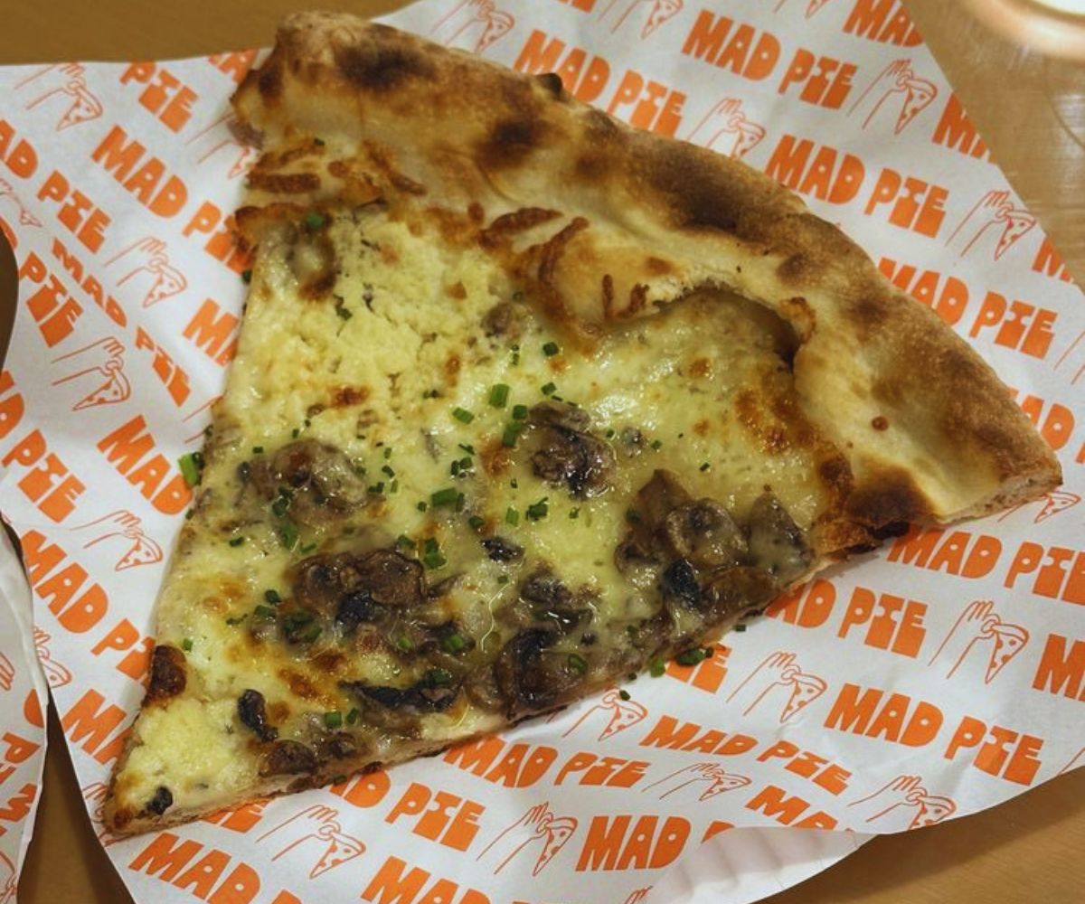 Mad Pie - Fungo Mushroom Slice
