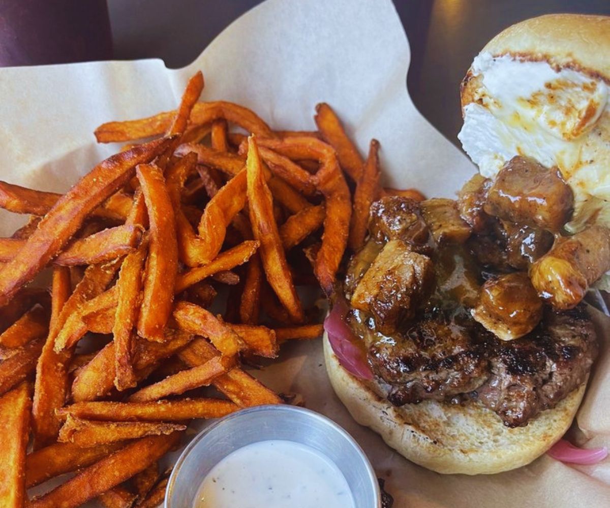 HF Crave - Talladega Burger with Sweet Potato Fries & Creamy Garlic Dipping Sauce
