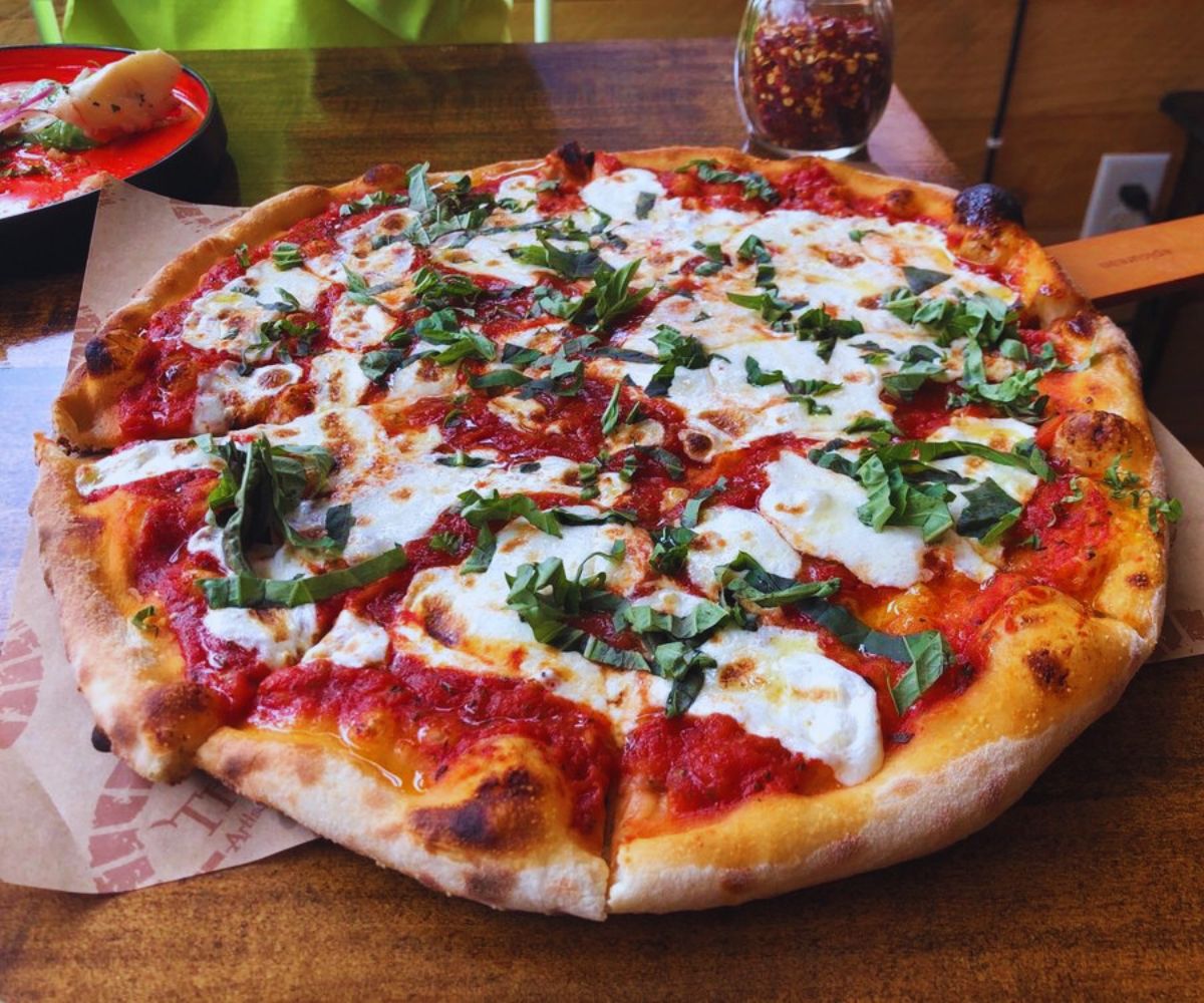 Tino’s Artisan Pizza - Margherita Pizza
