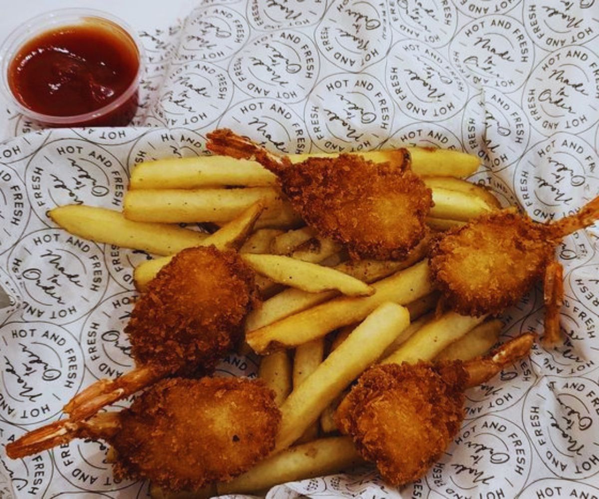 Frosty's Burgers - Jumbo Shrimp & Fries