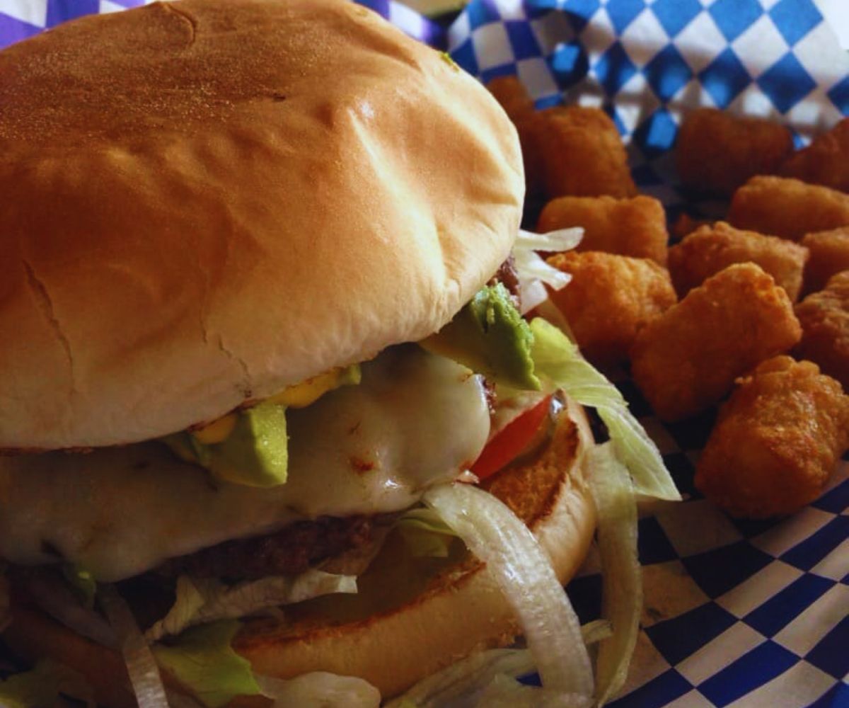 Jimmy's Big Burgers - Avocado Burger with Tater Tots
