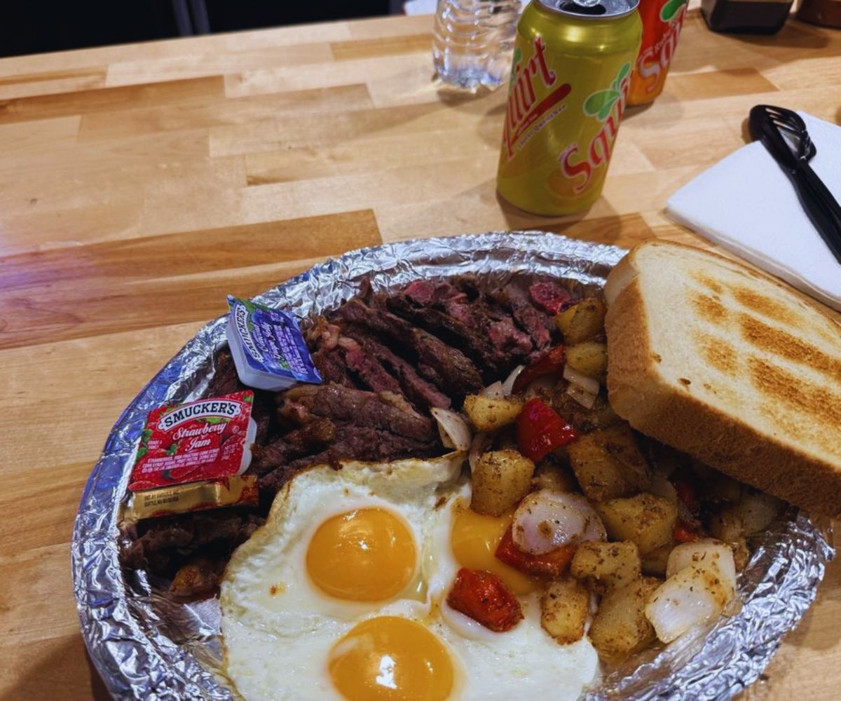 Sofias Restaurant - Steak & Eggs