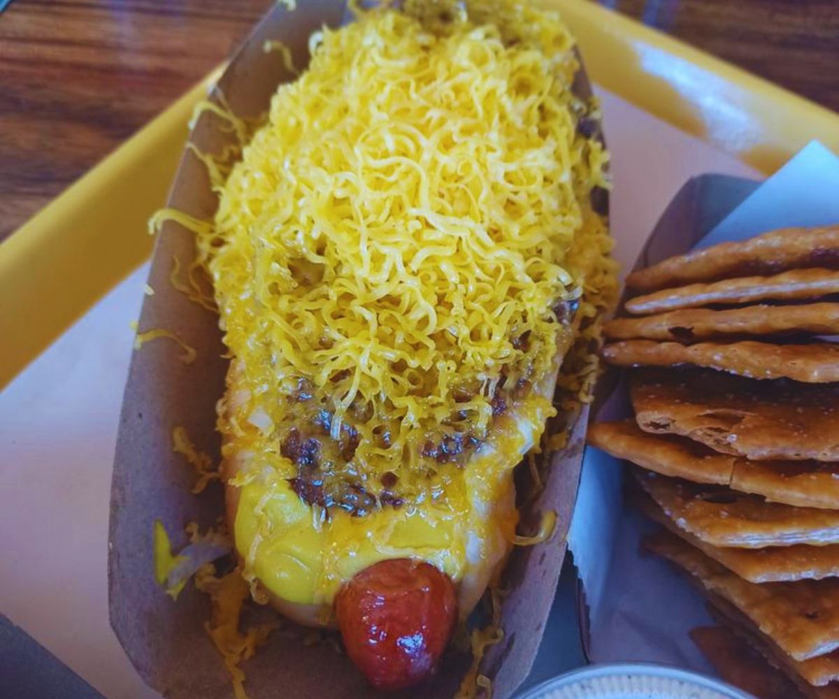 Mighty Fine - Cincinnati Chili Dog