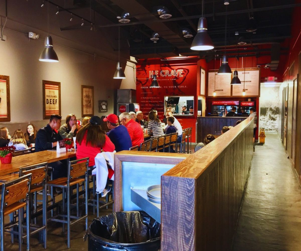 HF Crave - Dining Area