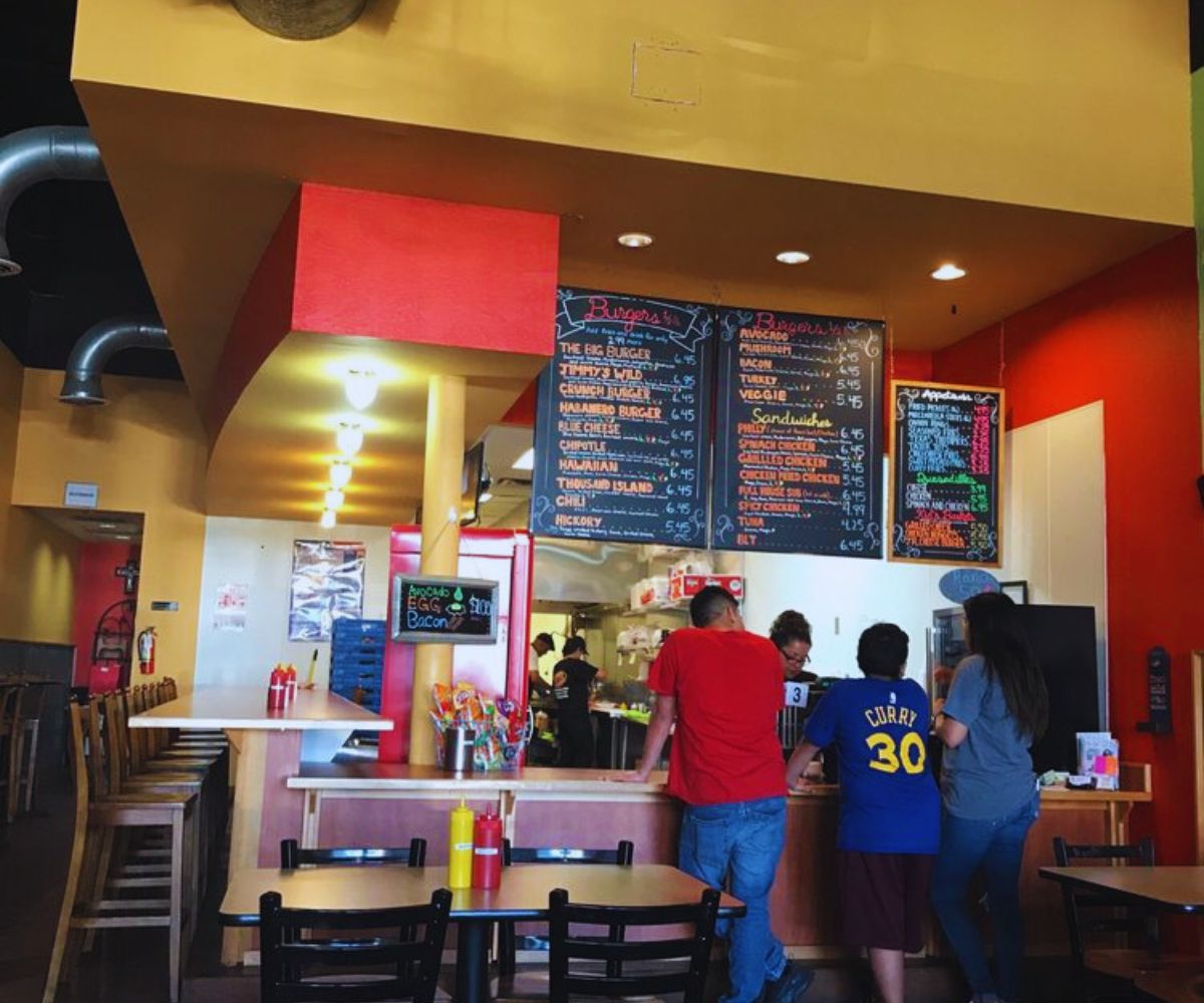 Jimmy's Big Burgers - Jimmy's Indoors