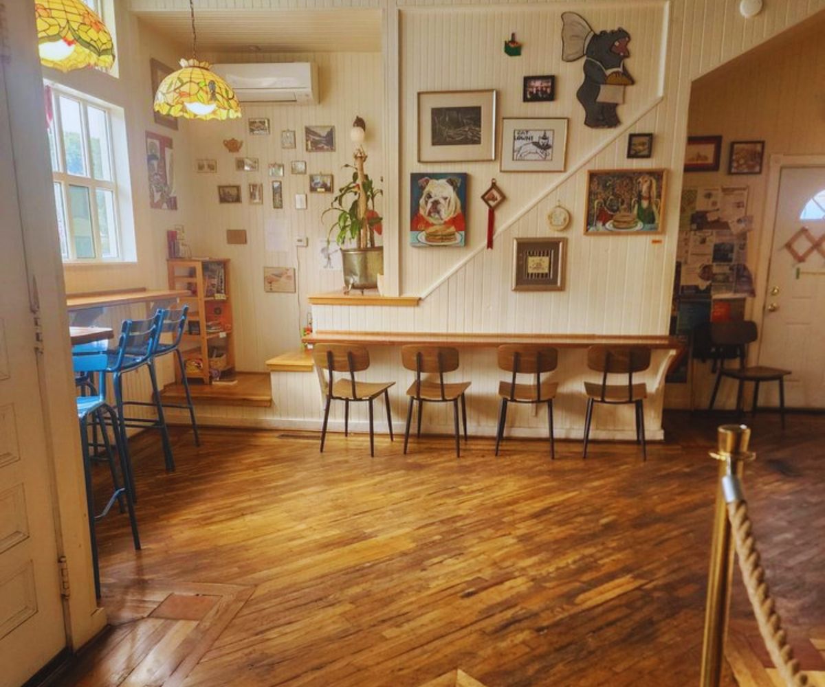 Breadhive Bakery & Cafe - Dining Area