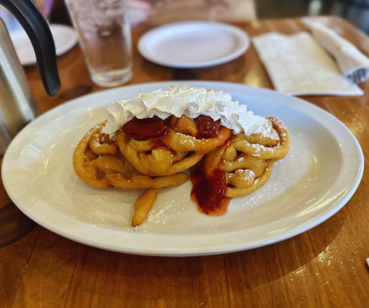 Downtown Cafe by JL - Strawberry Funnel Cake