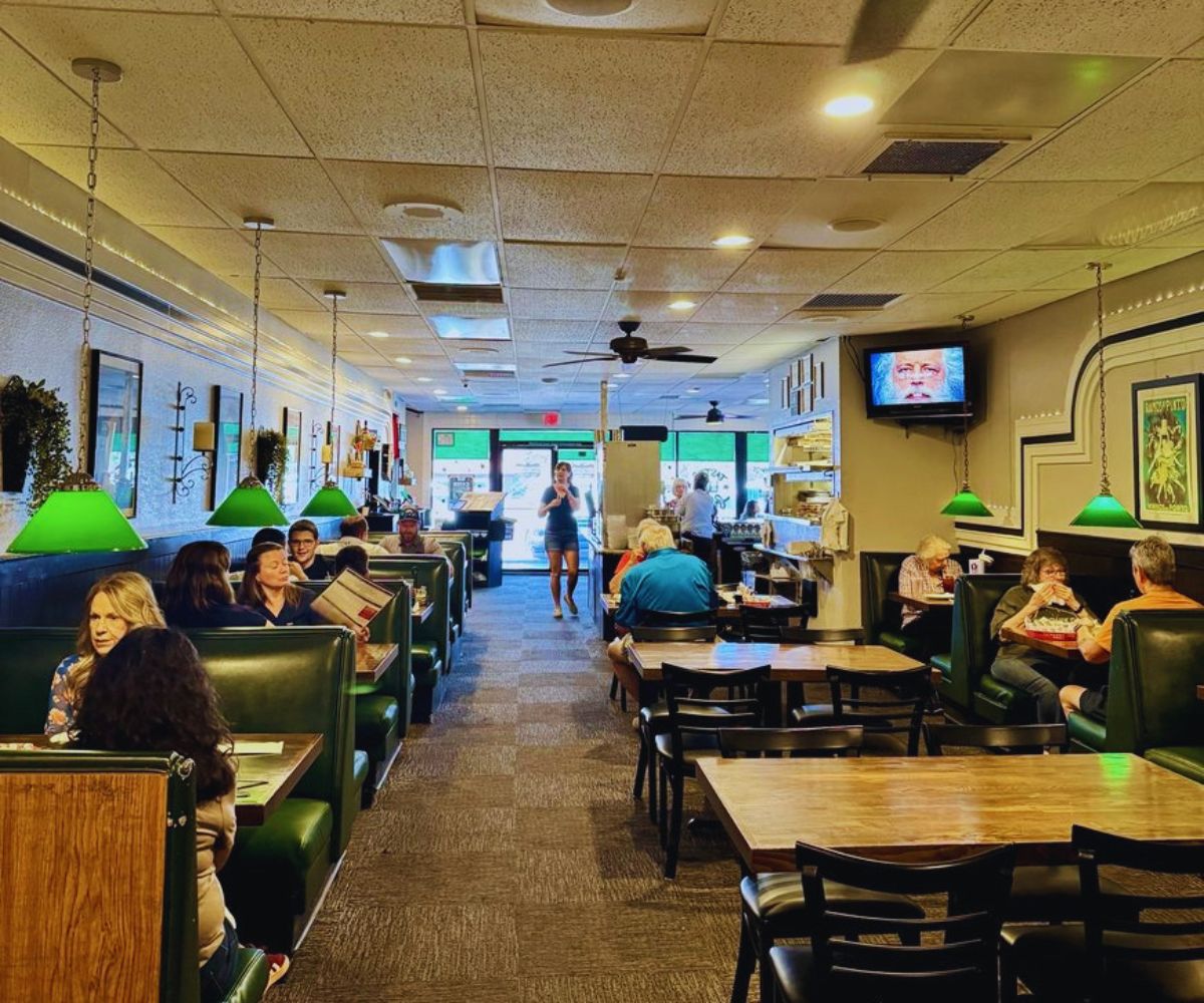 Floridino's Pizza & Pasta - Nice Interior