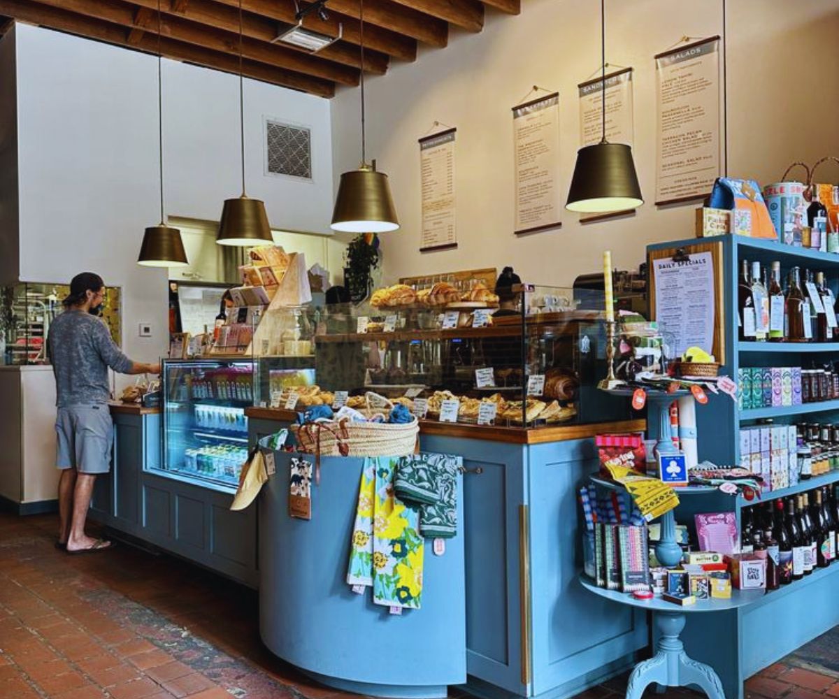 1748 Bakehouse - Main Counter