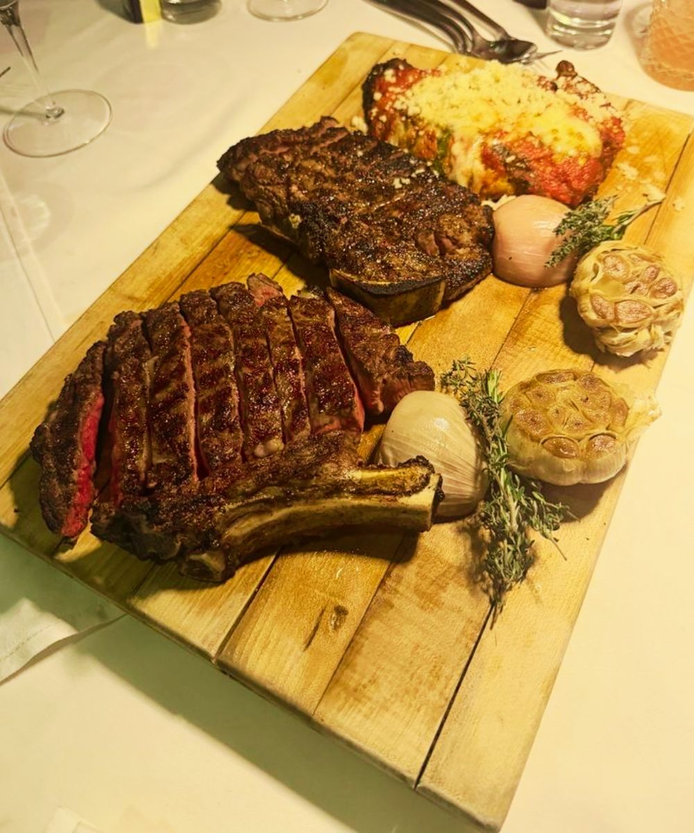 Photos for Gibsons Italia