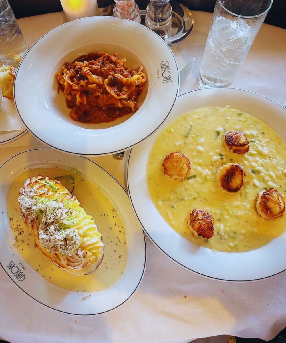 Photos for Gibsons Italia