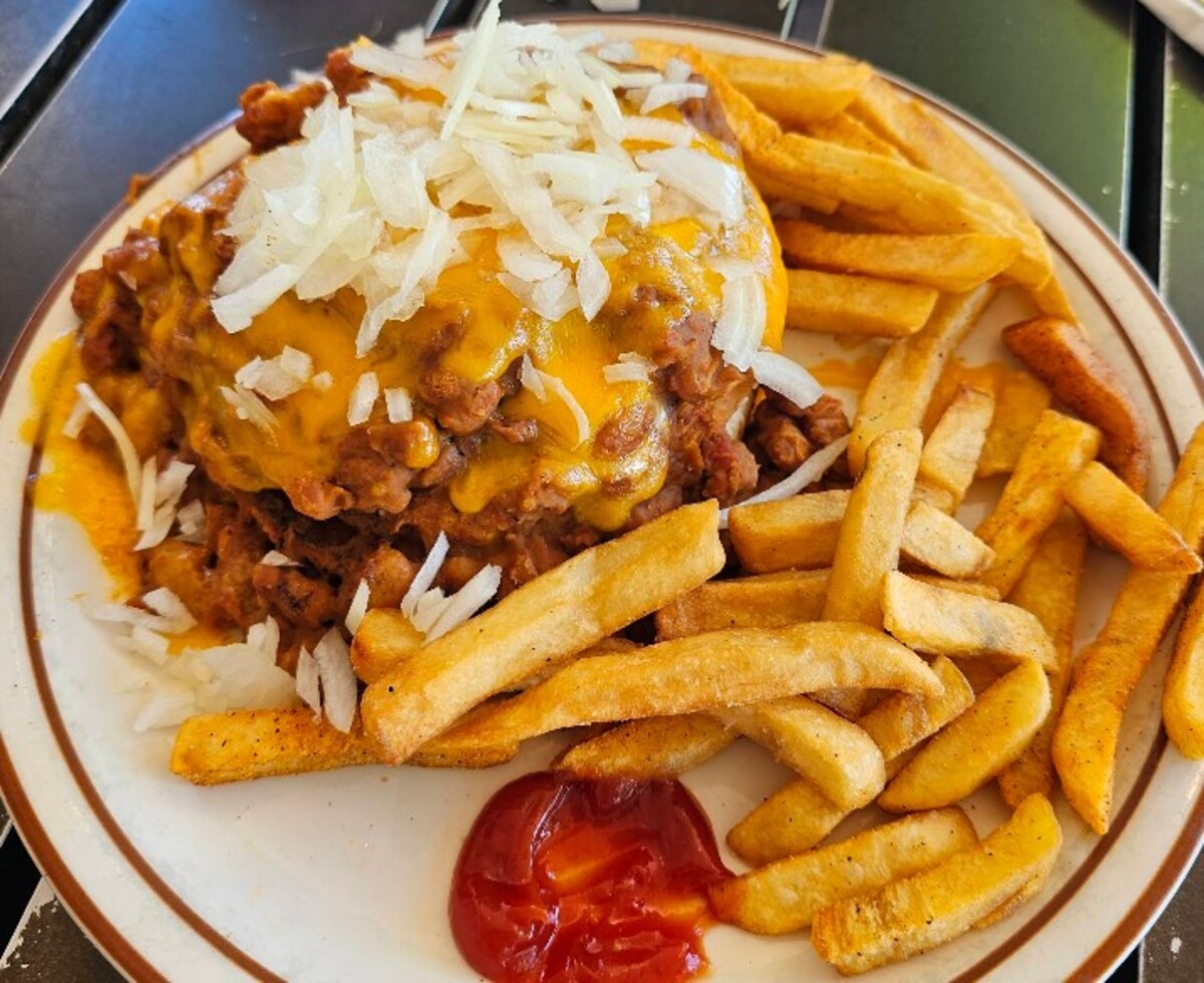 Food in Sandy's Country Junction, Clovis, CA