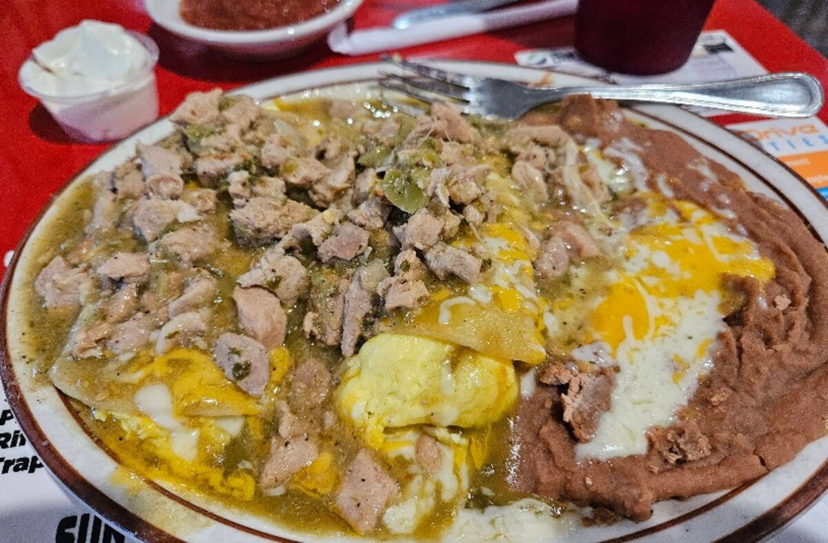 Food in Sandy's Country Junction, Clovis, CA