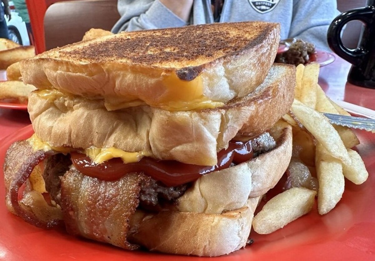 Food in Nick & J's Cafe, Knoxville, TN 😎