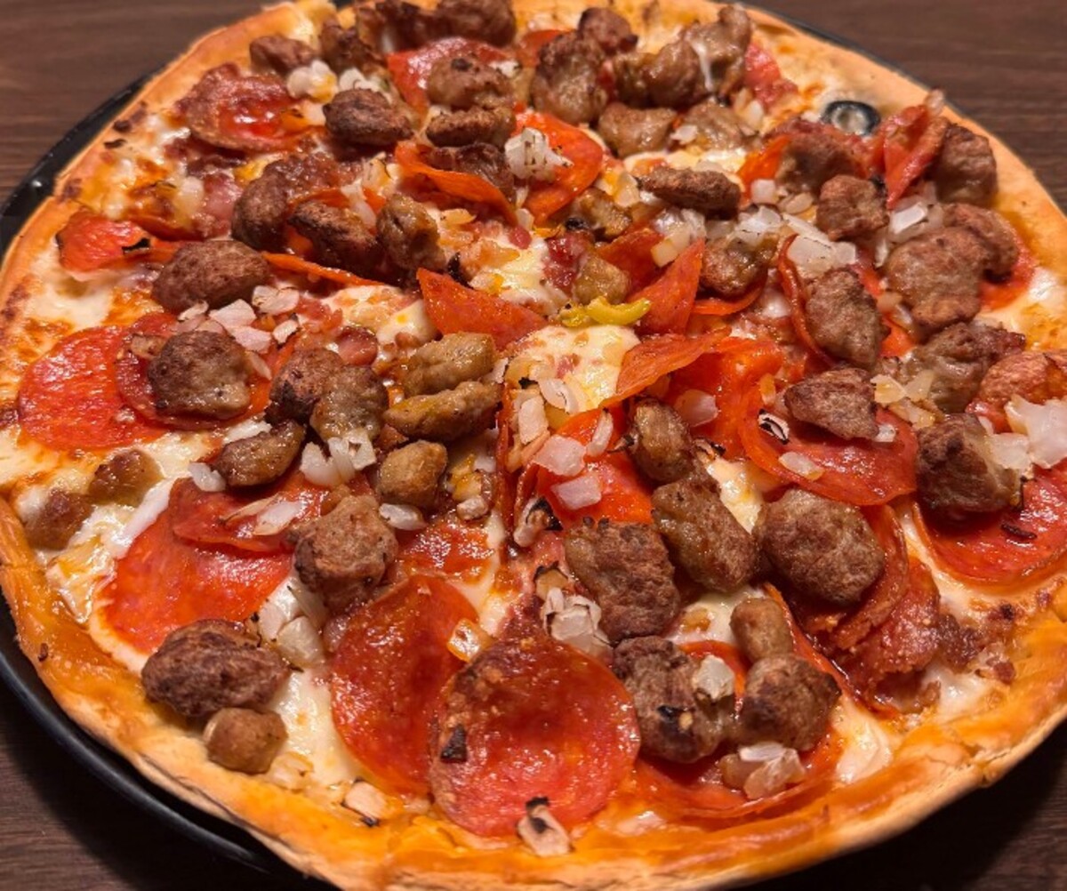 Food in Poppa Rollo's Pizza, Waco, TX