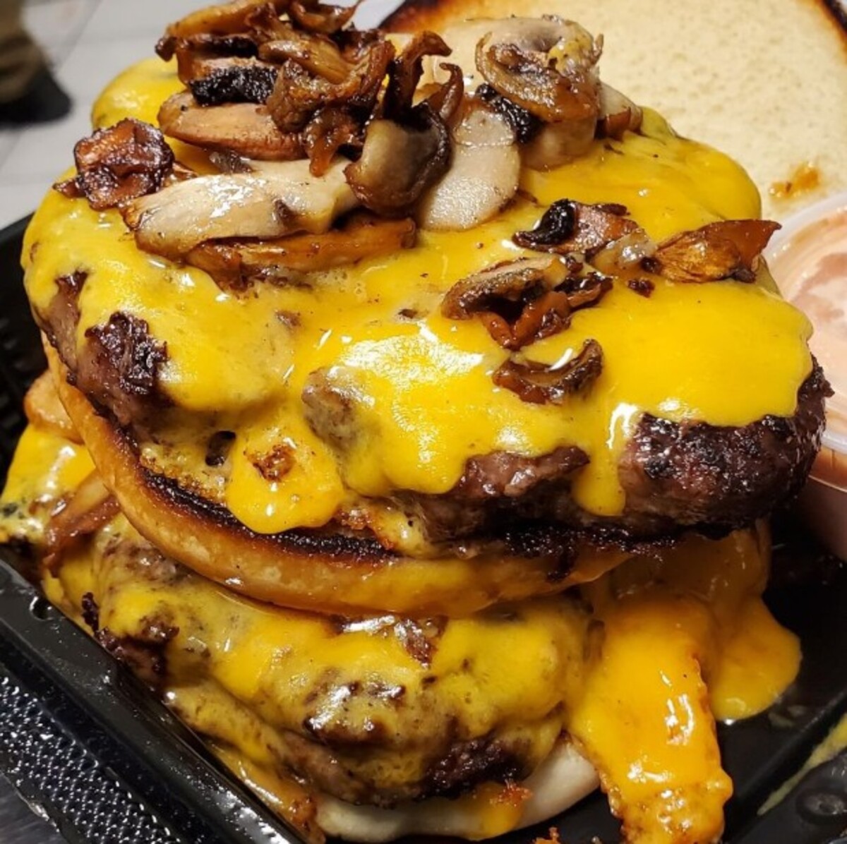 Food in Skuddlebutt's Pizza, Downers Grove, IL
