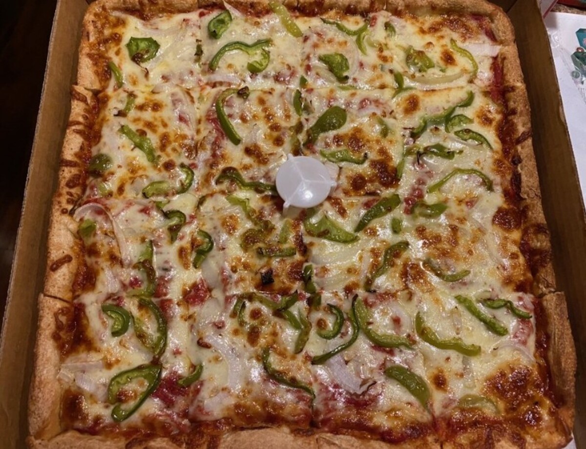 Food in Lindsey's Pizza, Canton, OH