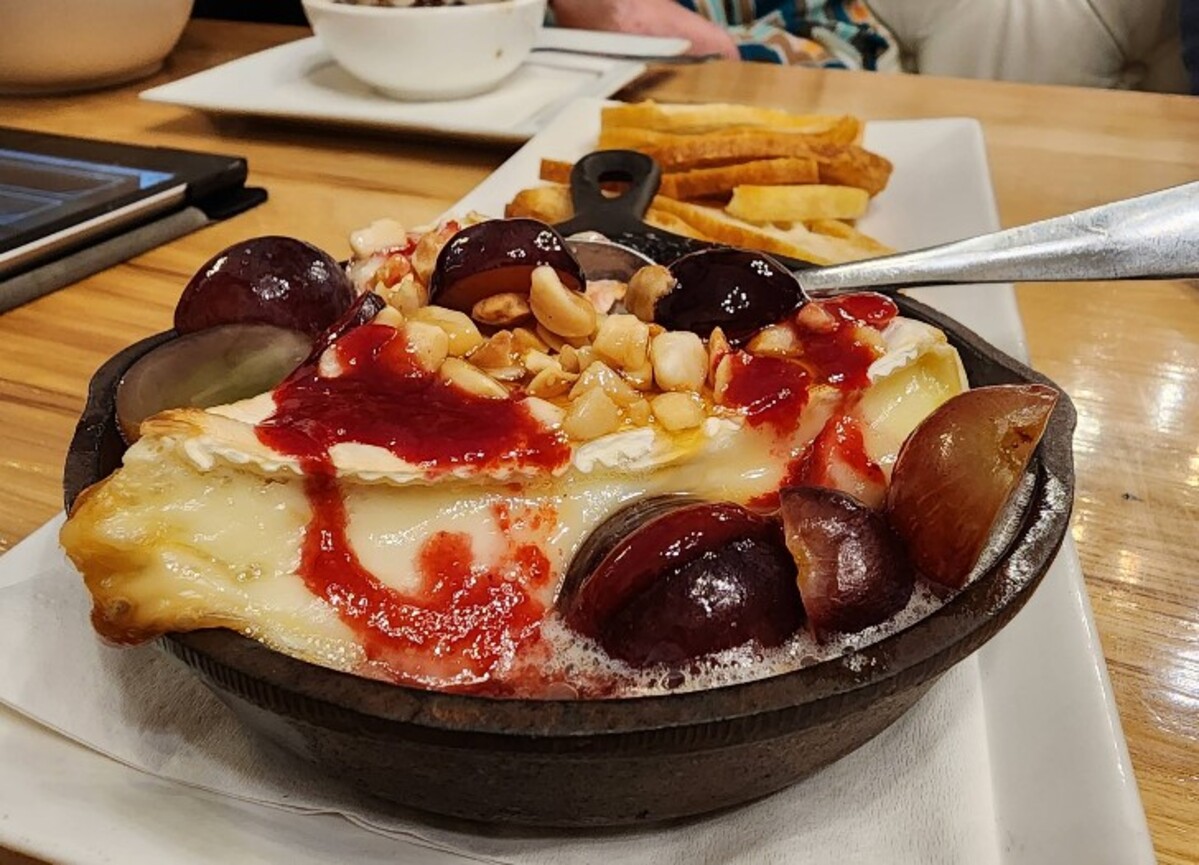 Food in Brix 27, Martinsburg, WV