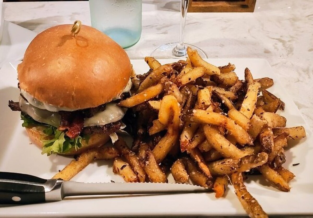 Food in Brix 27, Martinsburg, WV