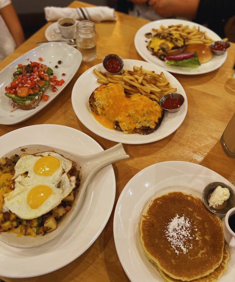 Photos for Yolk - South Loop