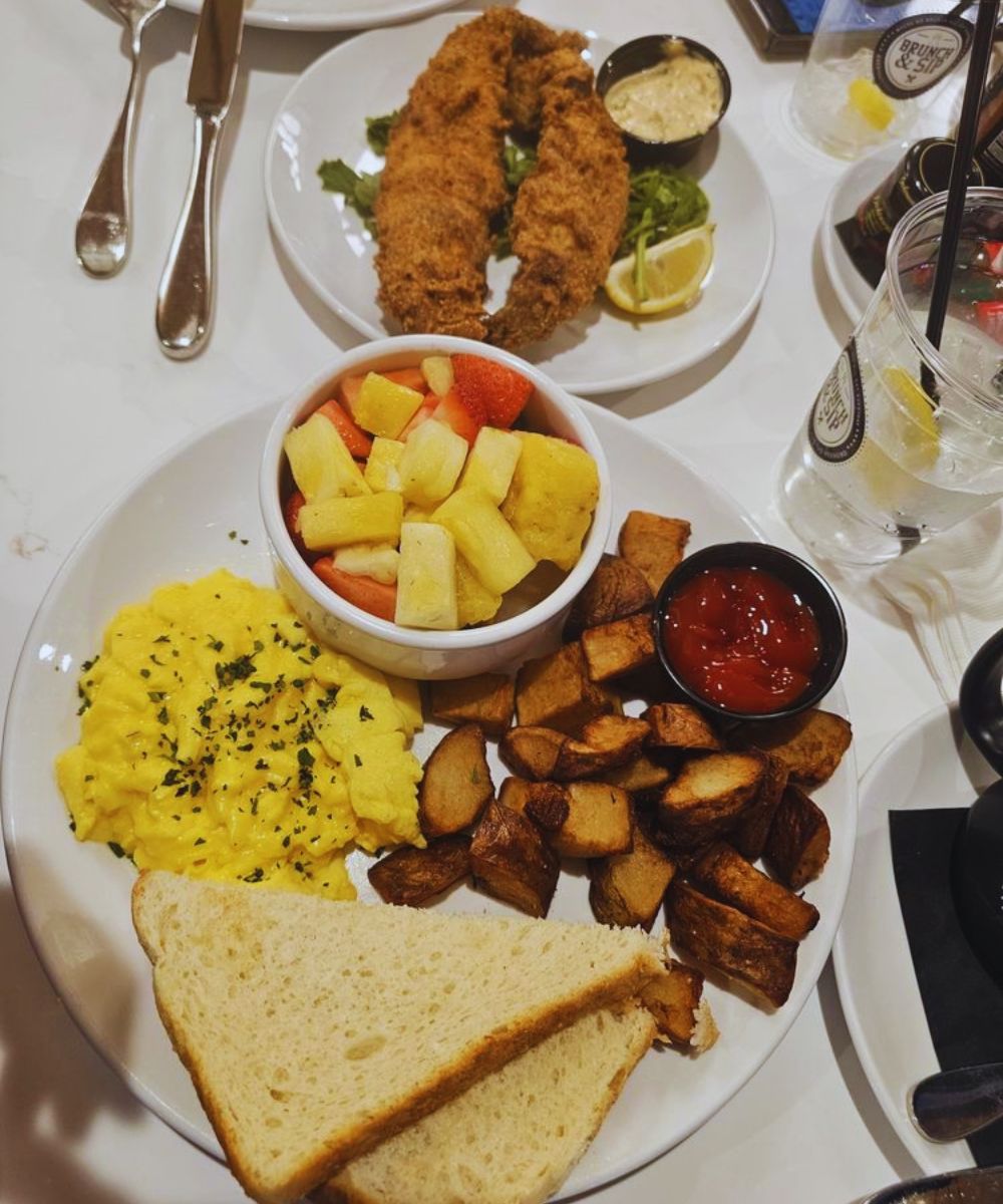 Photos for Brunch & Sip