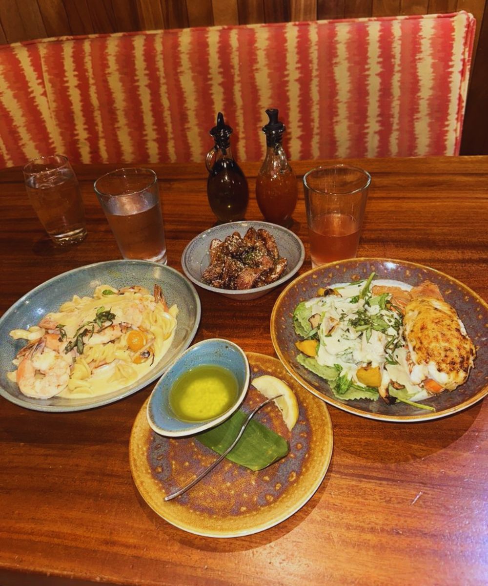 Photos for Hula Grill Waikiki
