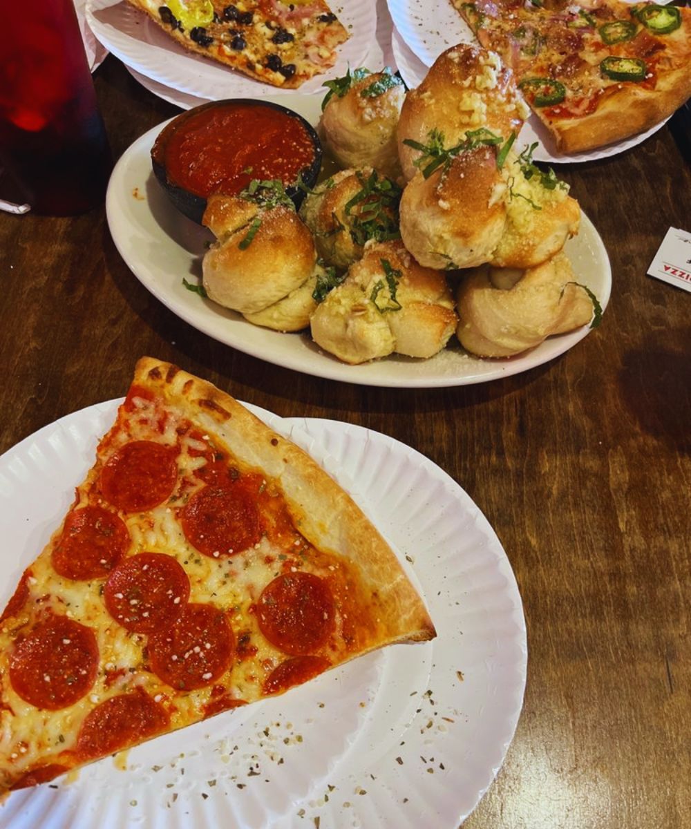 Photos for Five Points Pizza