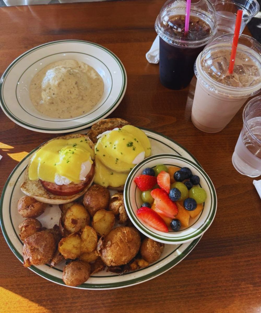 Photos for Bee’s Bakery Cafe