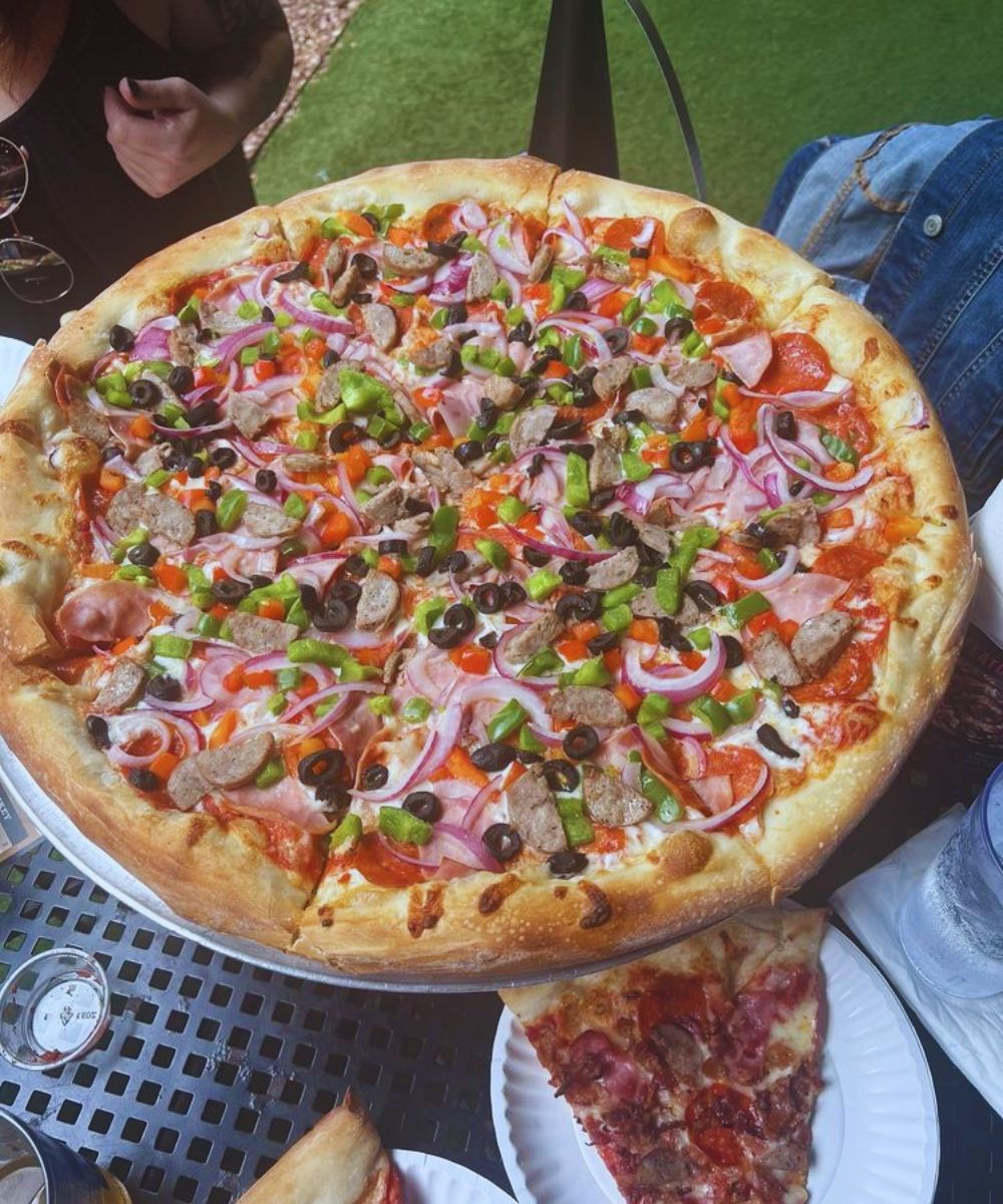 Photos for Empire Slice House - Plaza
