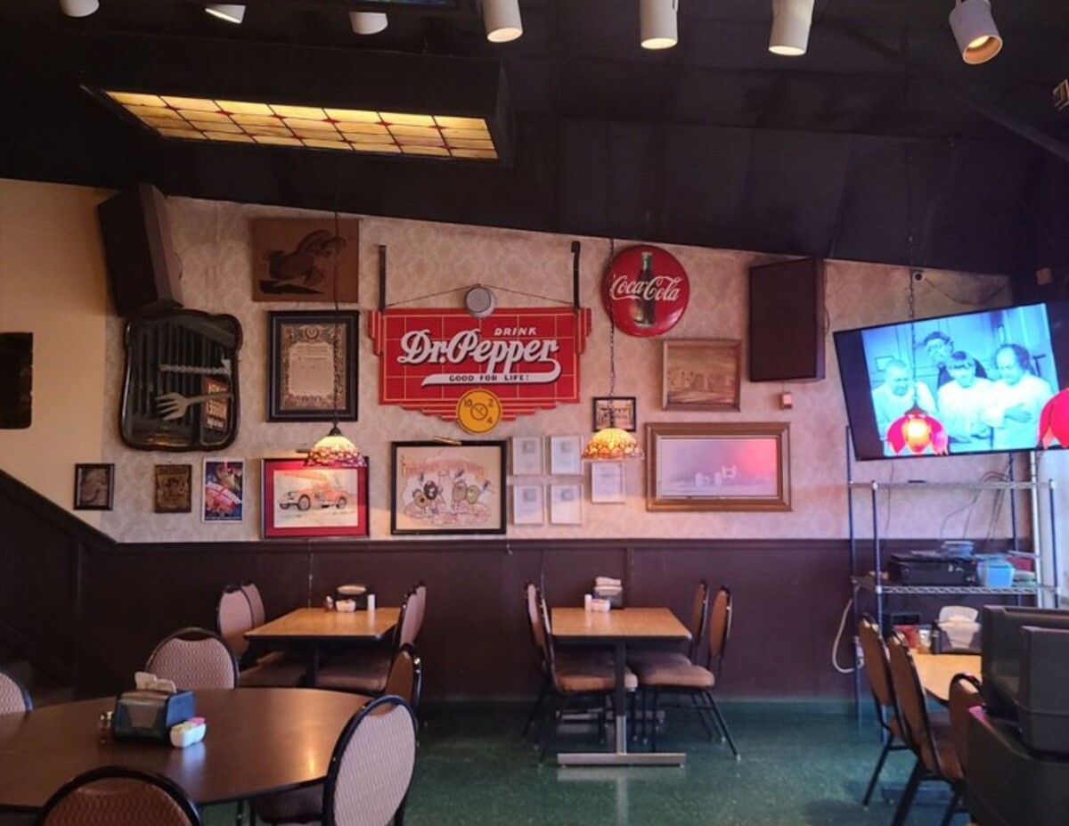 Food in Poppa Rollo's Pizza, Waco, TX