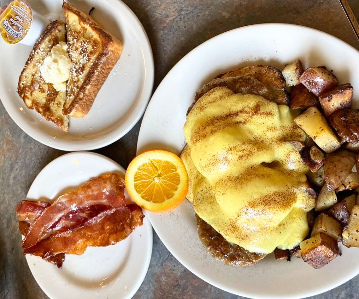 dishes at Banners Restaurant in Conway, New Hampshire
