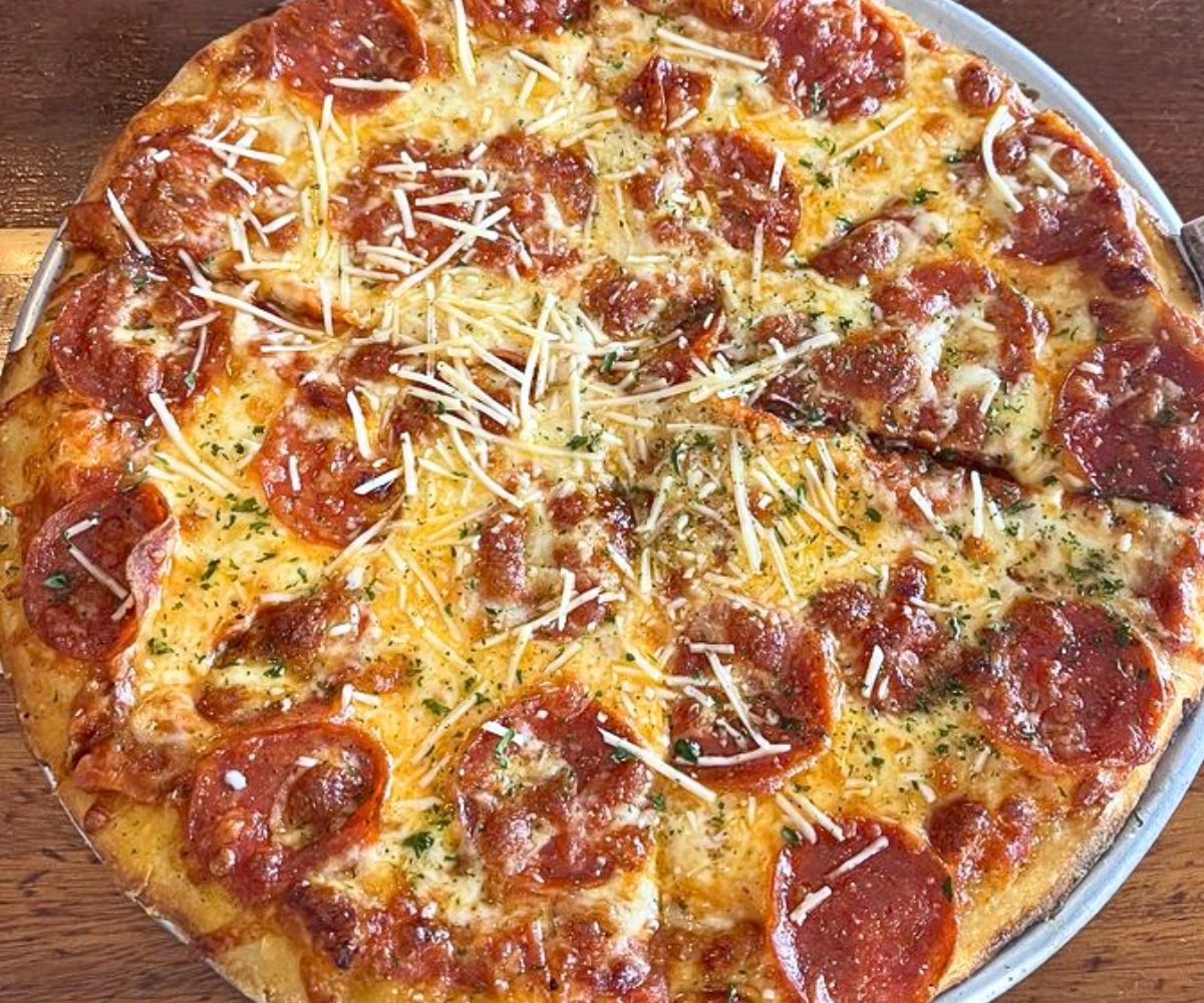 pizza at Libby's in Lexington, South Carolina
