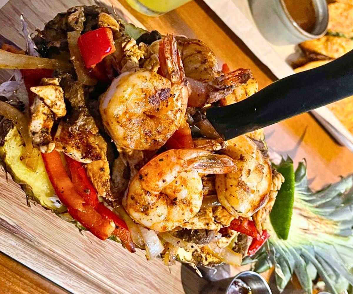 pineapple bowl at Bravis in Shakopee, Minnesota