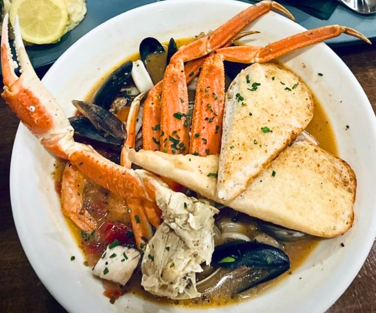 Cioppino at Pearl Tavern in Lee's Summit, Missouri