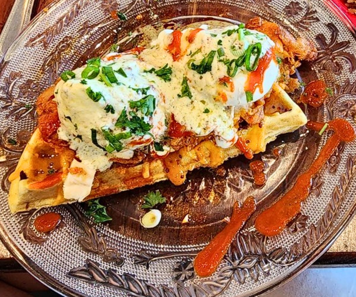 Hot Chicken Eggs Benedict at Goodness Gracious in Murfreesboro, TN