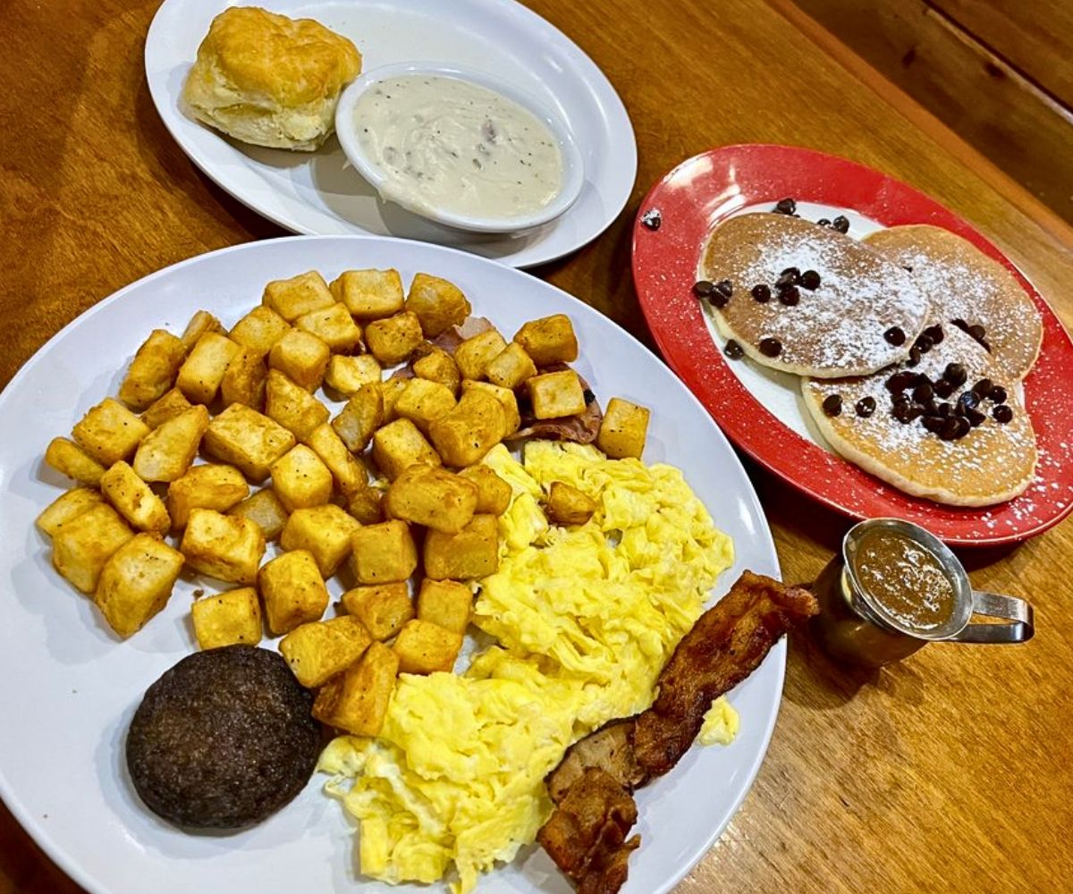 Mountain Man Breakfast at Sawyer's Farmhouse Breakfast in Pigeon Forge, TN