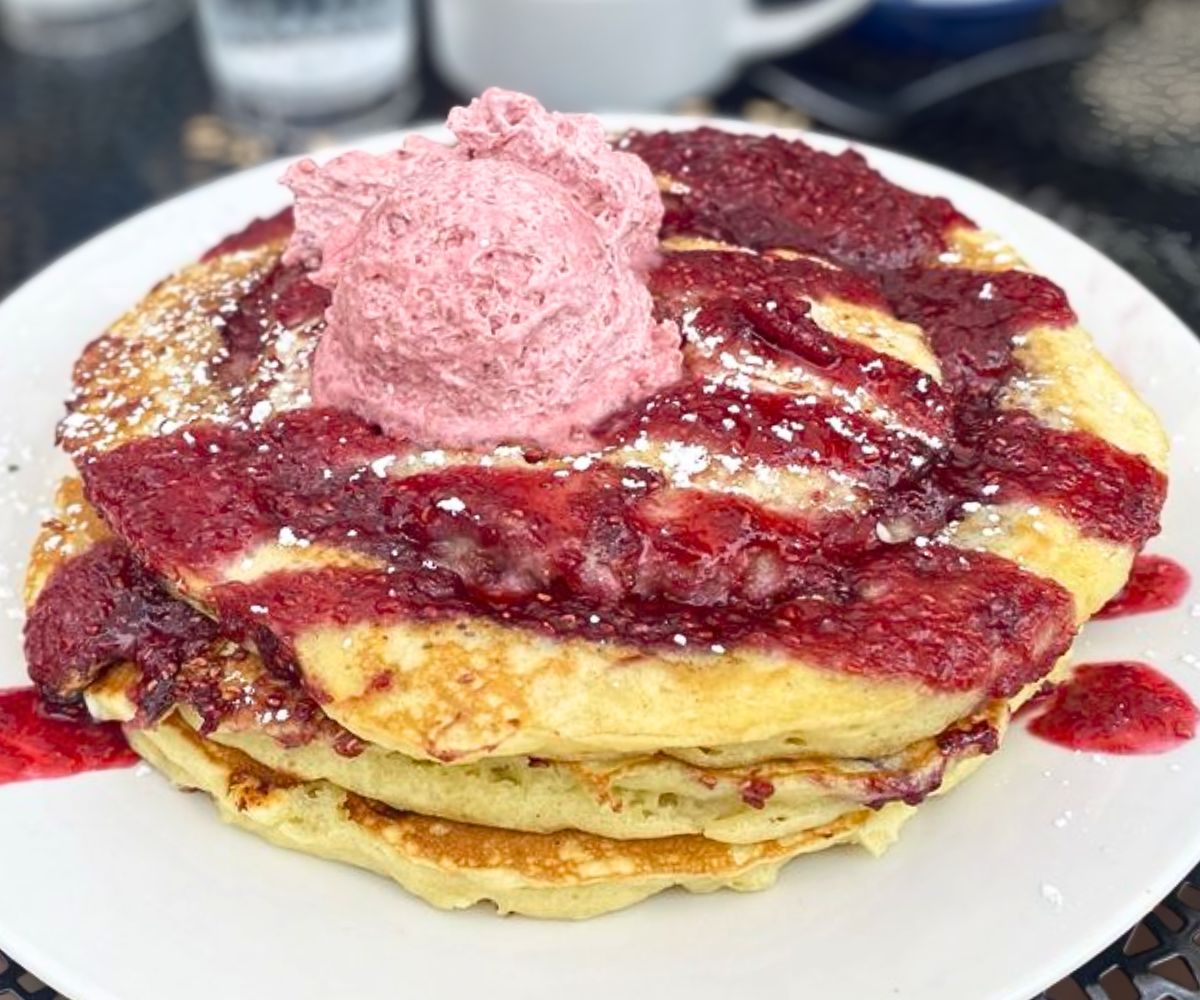 Raspberry Pancakes at Goodness Gracious in Murfreesboro, Tennessee