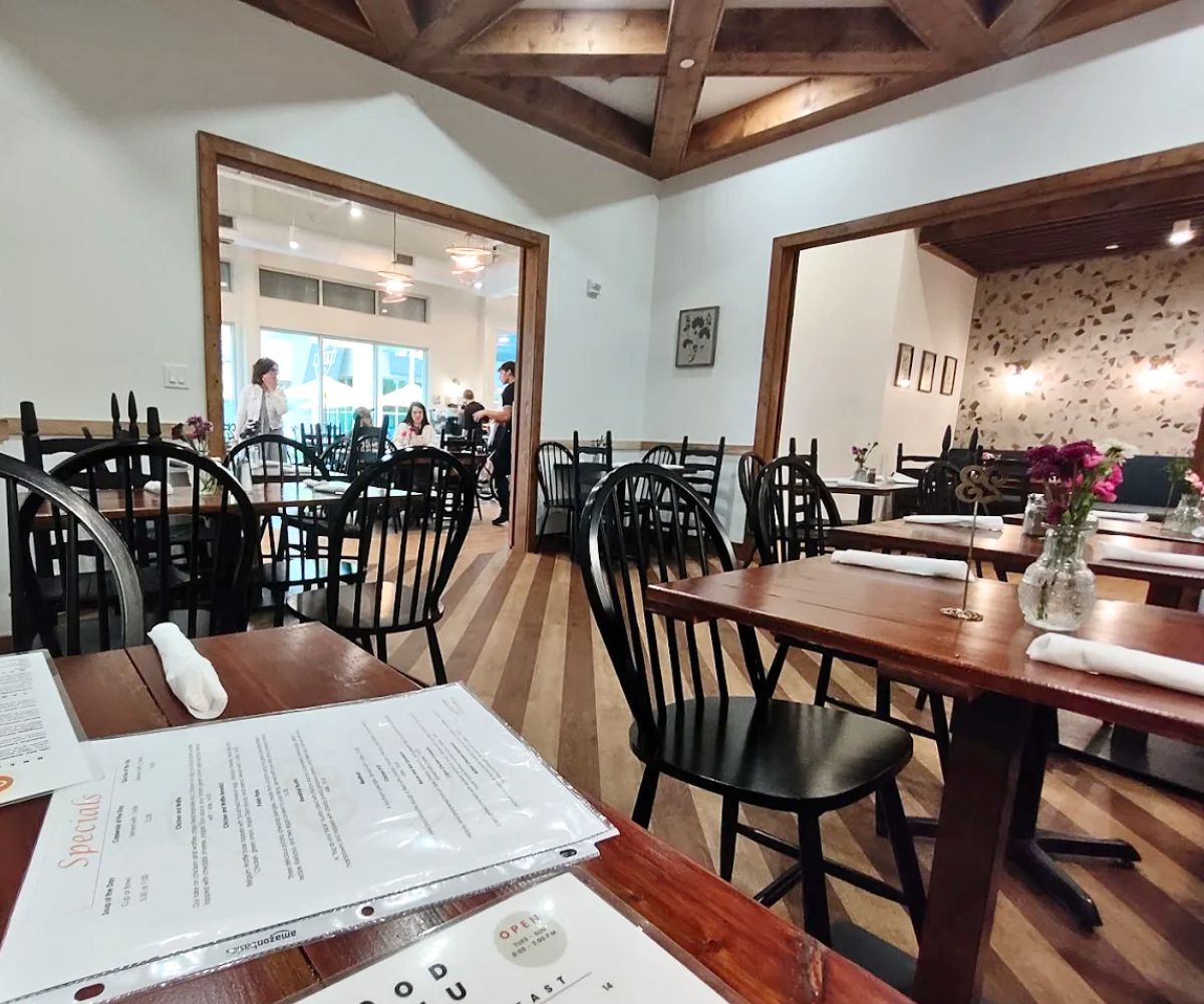 interior of Goodness Gracious in Murfreesboro, Tennessee