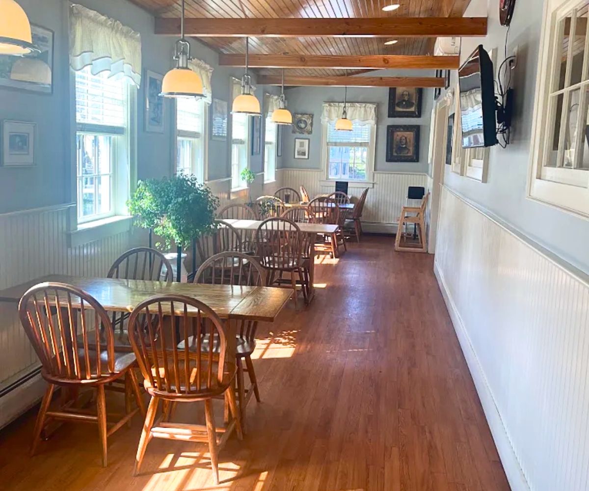 interior of Dot's Restaurant in Wilmington, VT