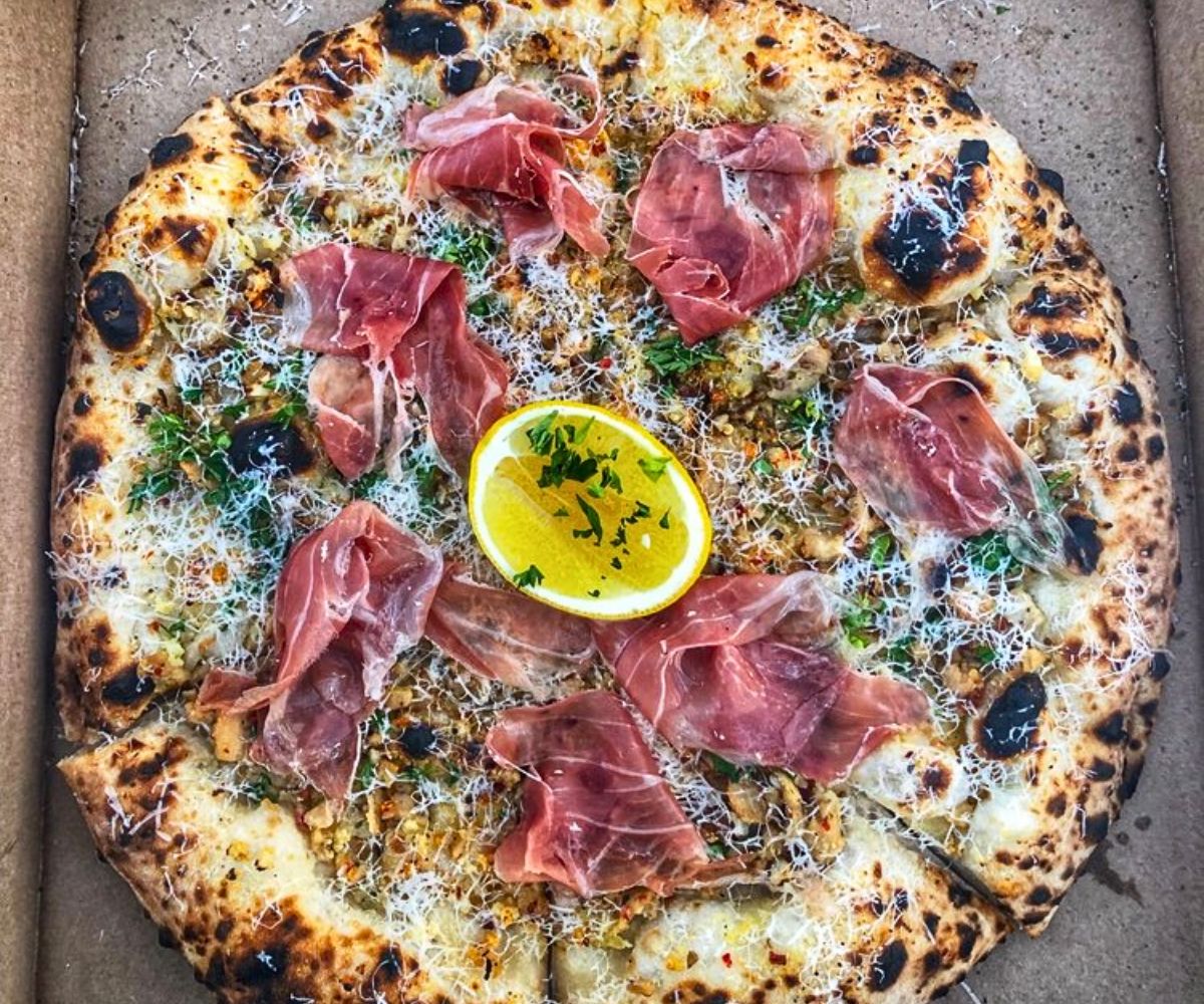 clam pizza at Thompson and Bleecker in Ithaca, NY