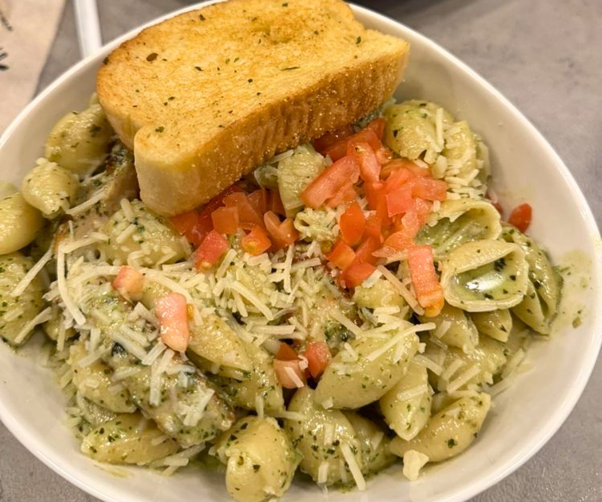 chicken pesto pasta atGella's Diner & Lb Brewing in Hays, Kansas
