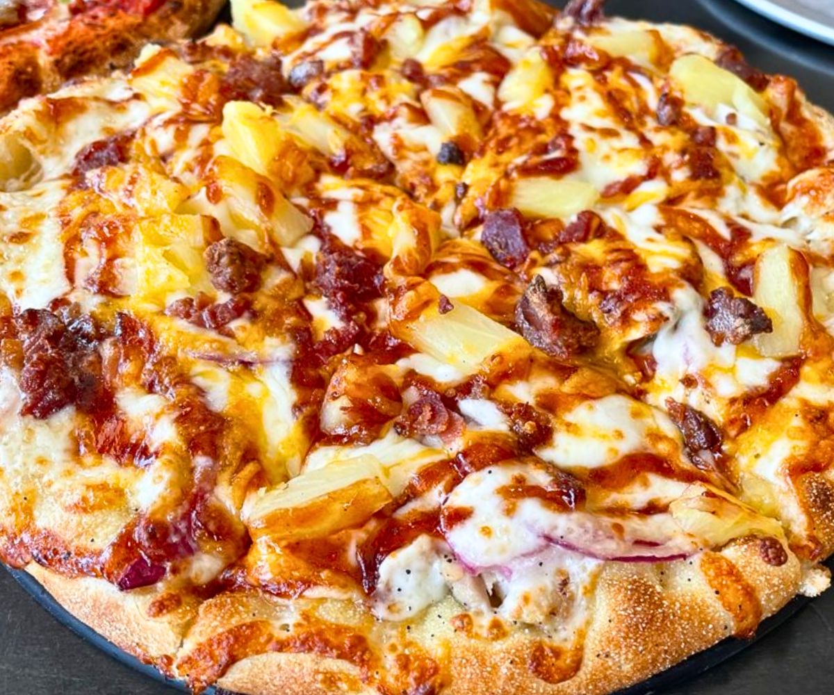 Get Lei'd Pizza at Gatlinburg Brewing Company in Gatlinburg, Tennessee